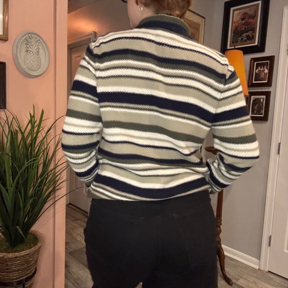 Vintage Reba Rose Button Up Sweater - Picture 4 of 9